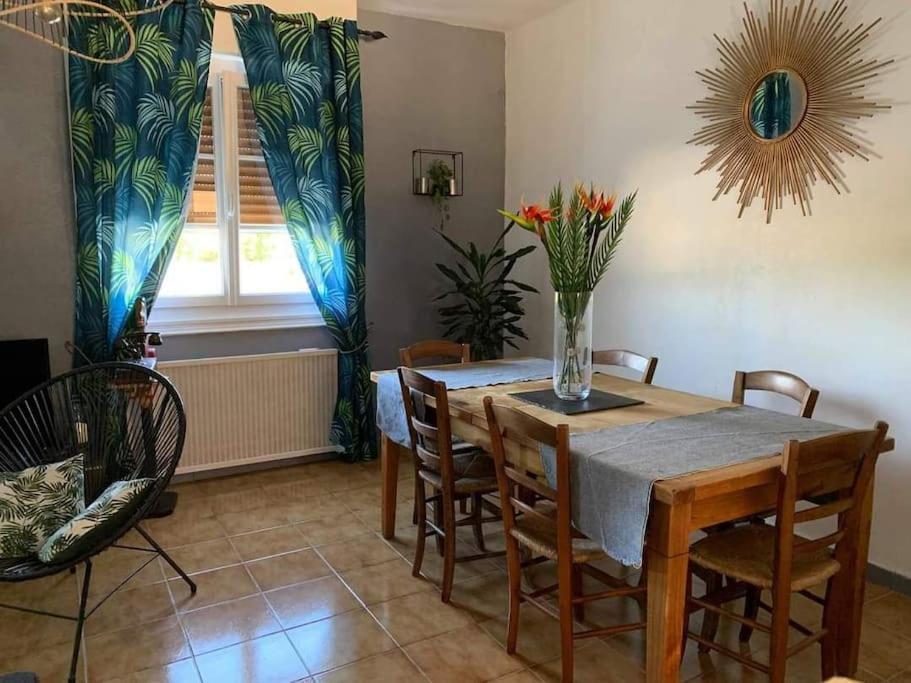 Gite Des Huskys Villa Tonnay-Charente Esterno foto